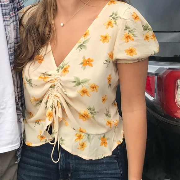 American Eagle Top - Picture 3 of 4